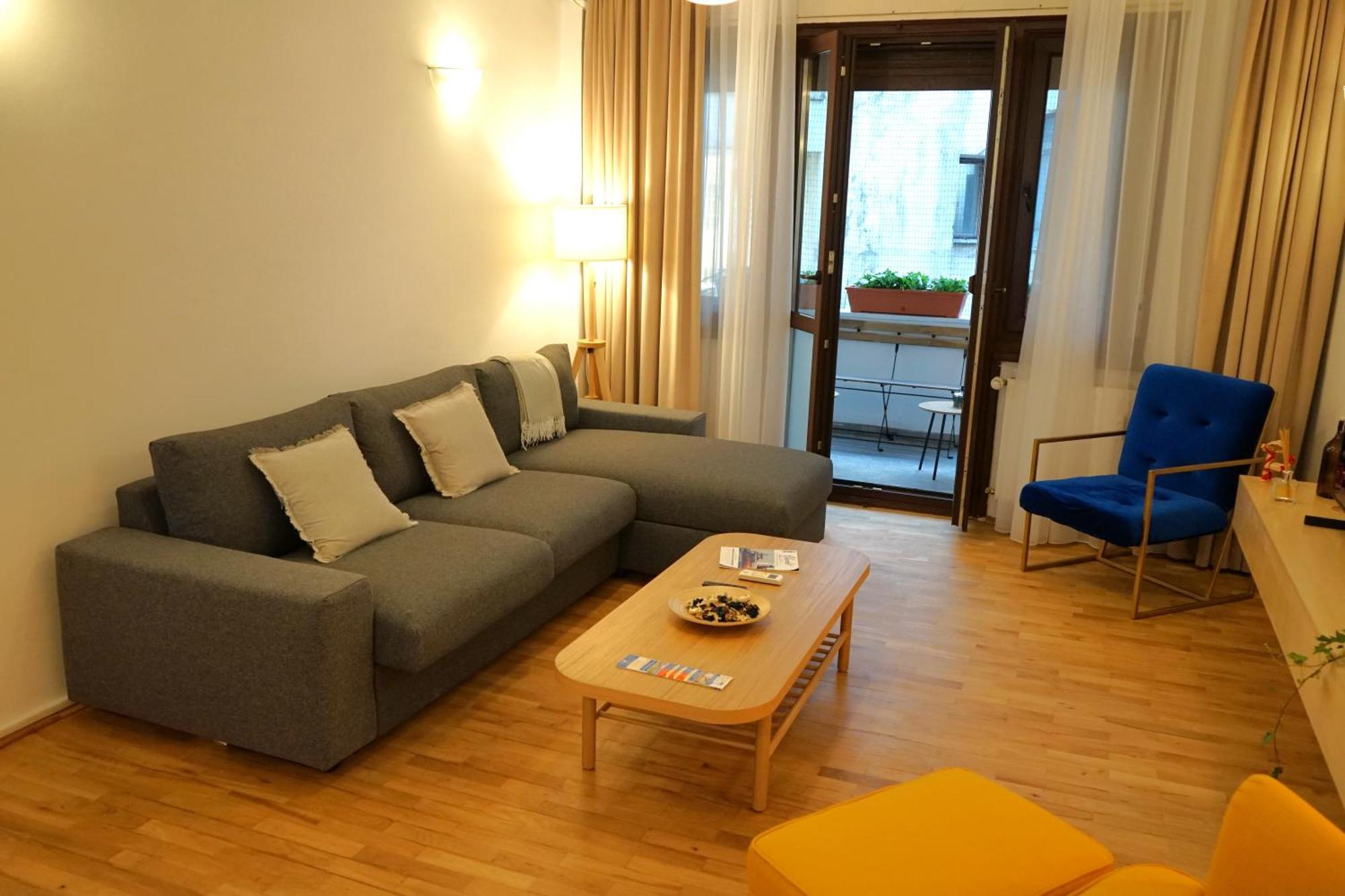 Spacious 3Br, 2Bt With 5 Balconies Bukares Bagian luar foto