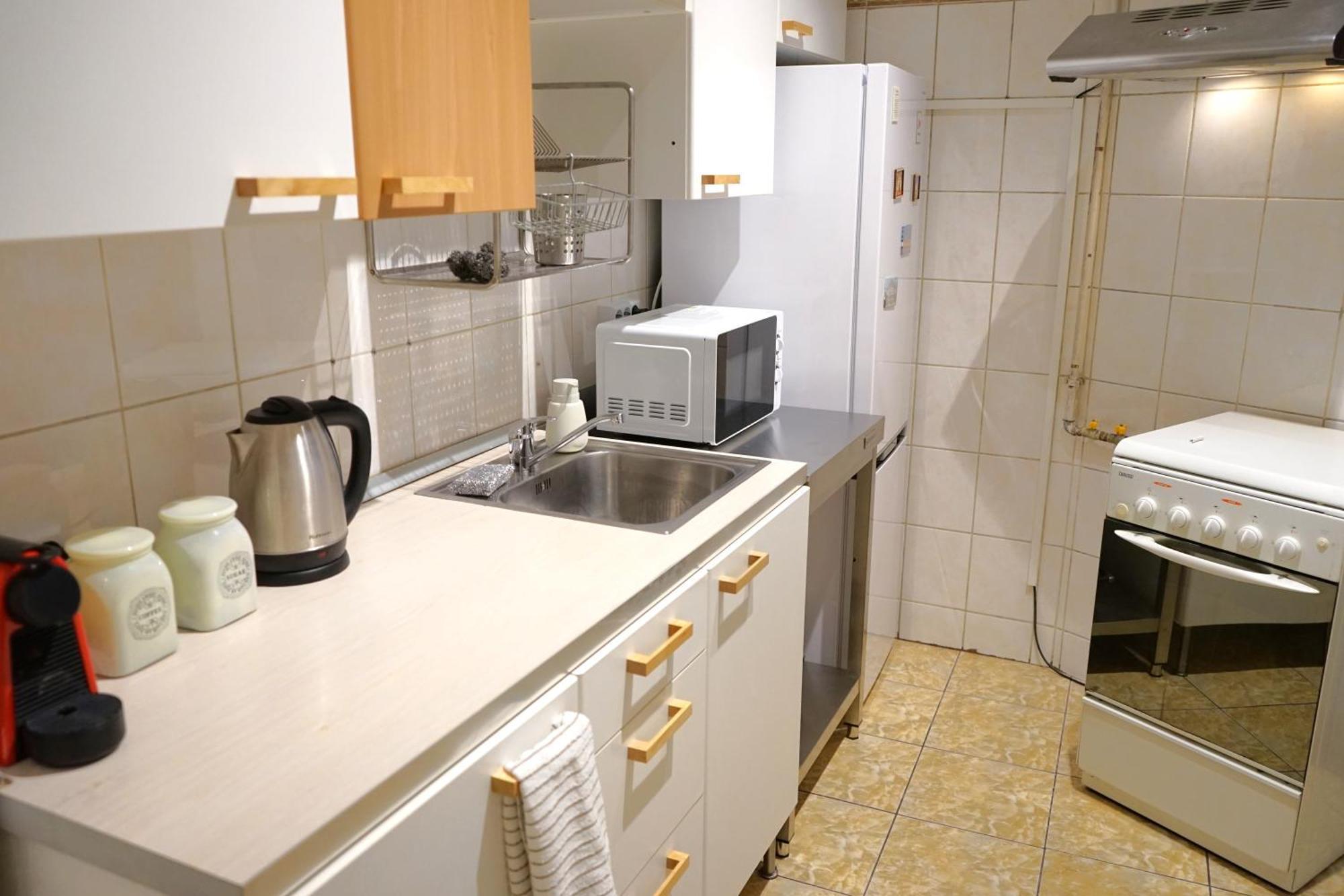 Spacious 3Br, 2Bt With 5 Balconies Bukares Bagian luar foto