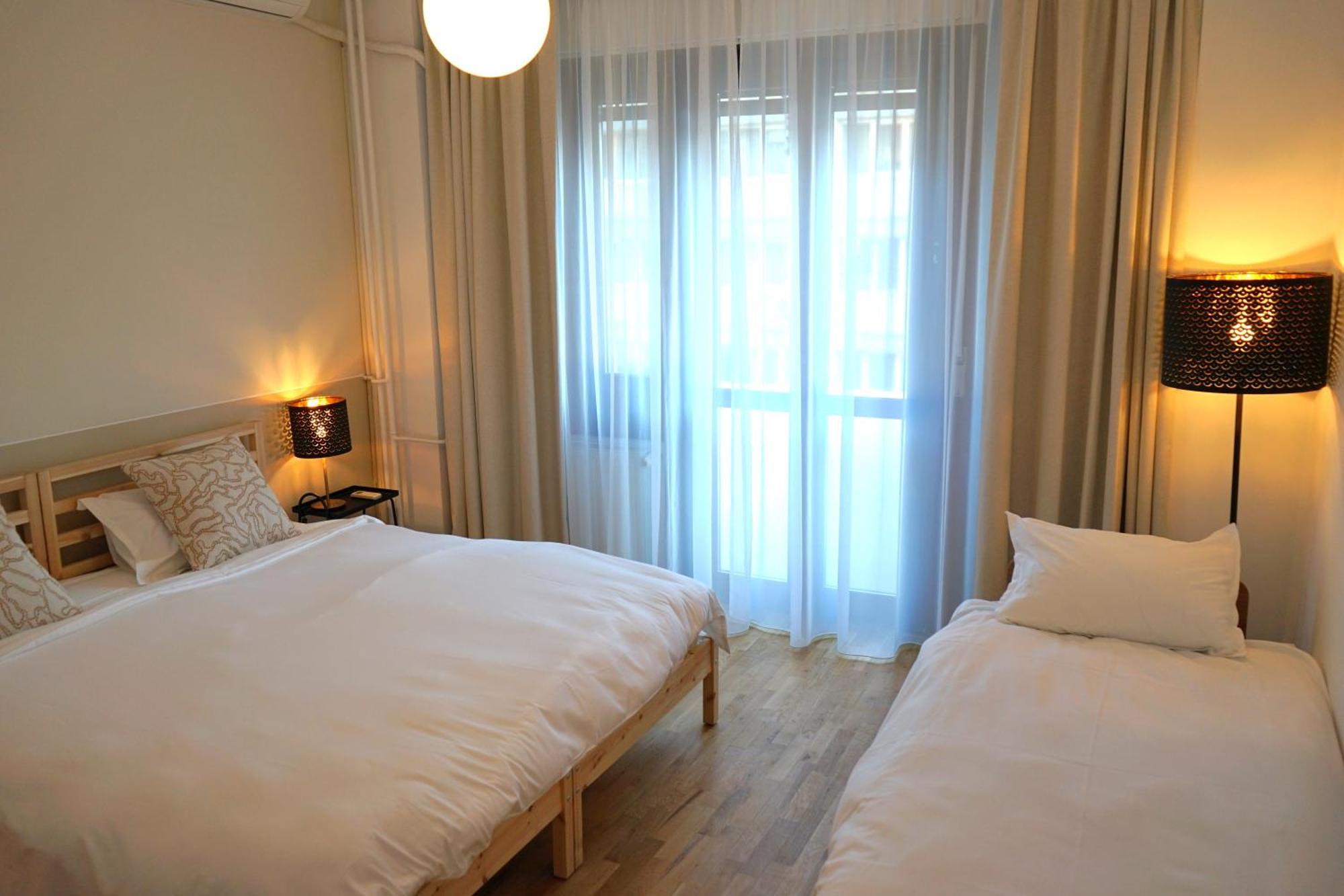 Spacious 3Br, 2Bt With 5 Balconies Bukares Bagian luar foto