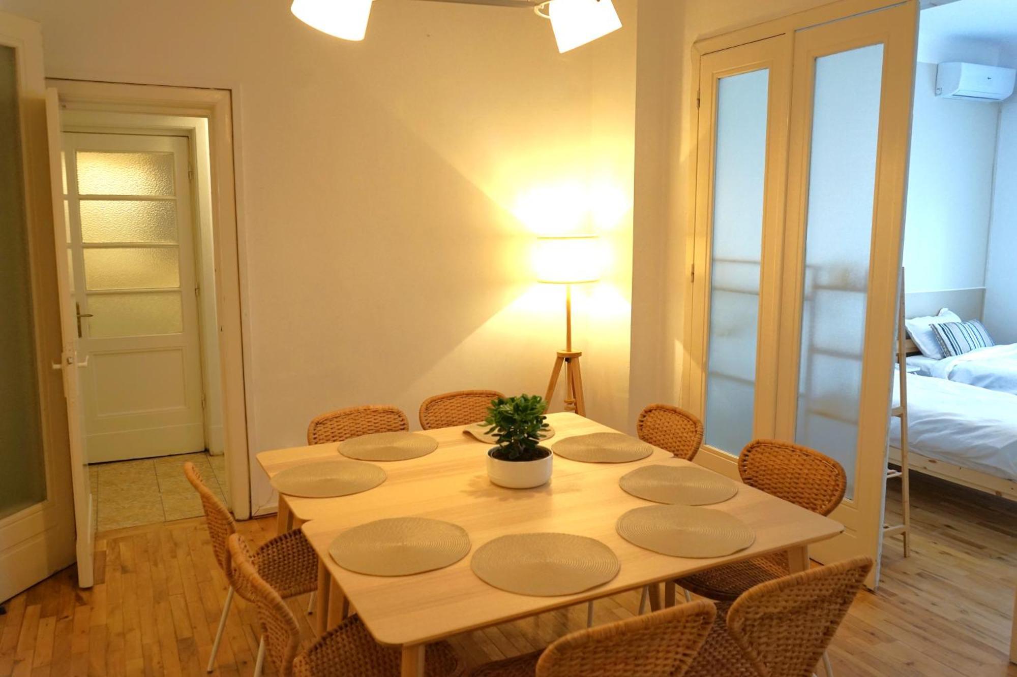 Spacious 3Br, 2Bt With 5 Balconies Bukares Bagian luar foto