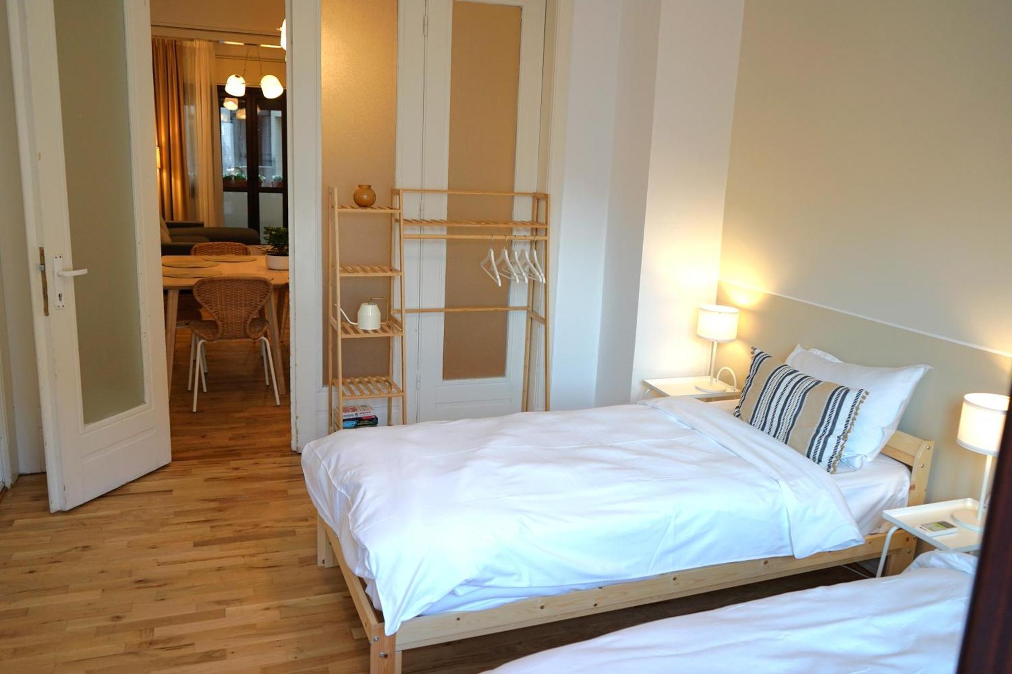 Spacious 3Br, 2Bt With 5 Balconies Bukares Bagian luar foto