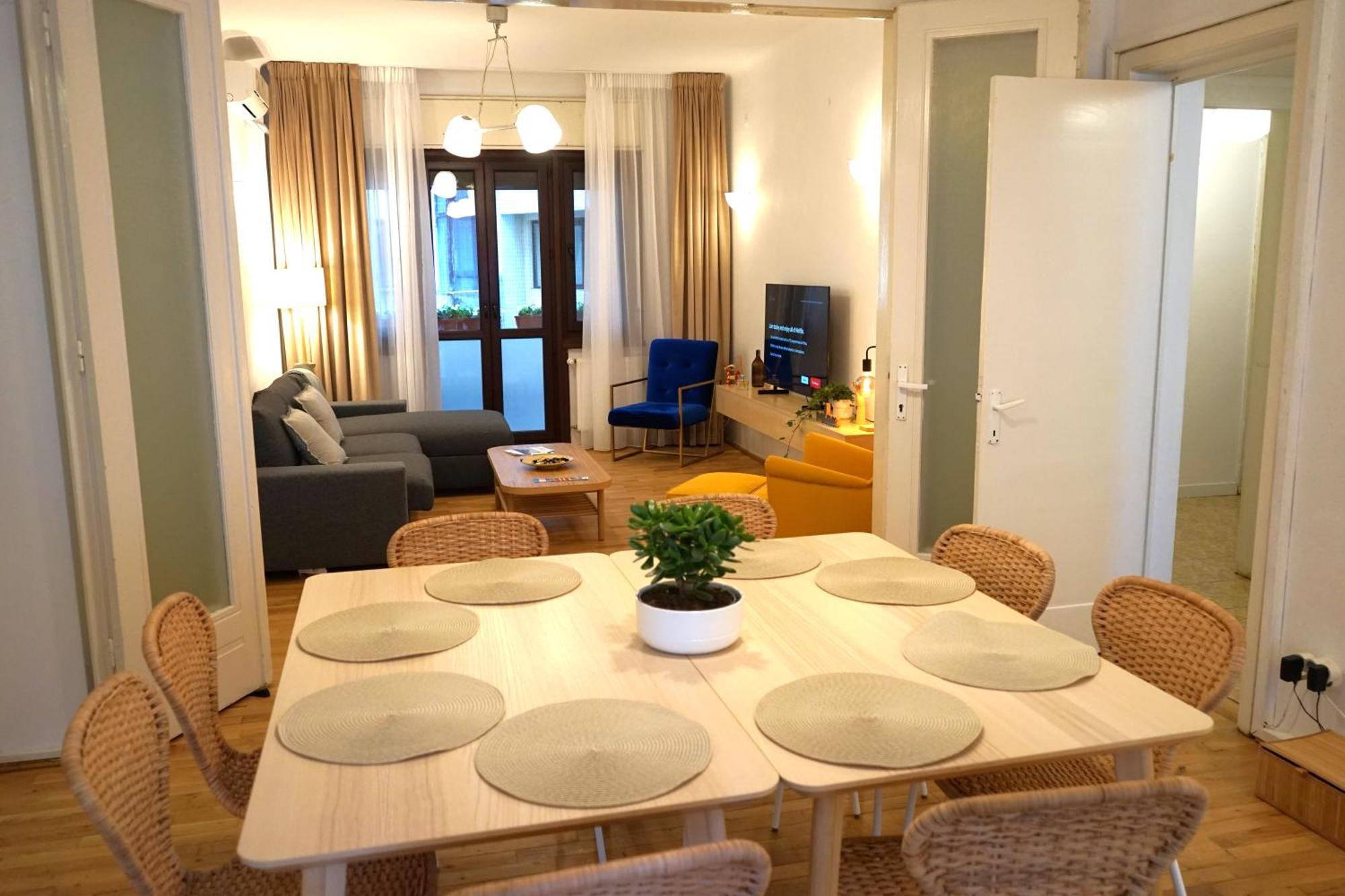 Spacious 3Br, 2Bt With 5 Balconies Bukares Bagian luar foto