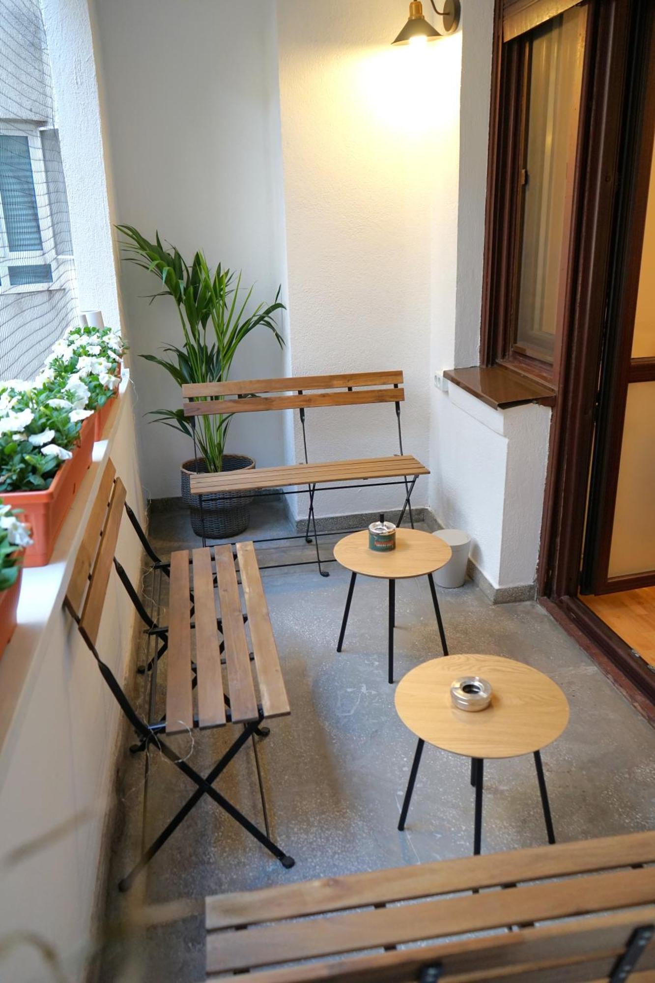 Spacious 3Br, 2Bt With 5 Balconies Bukares Bagian luar foto